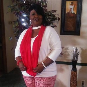 Meet your Posher, Chastity